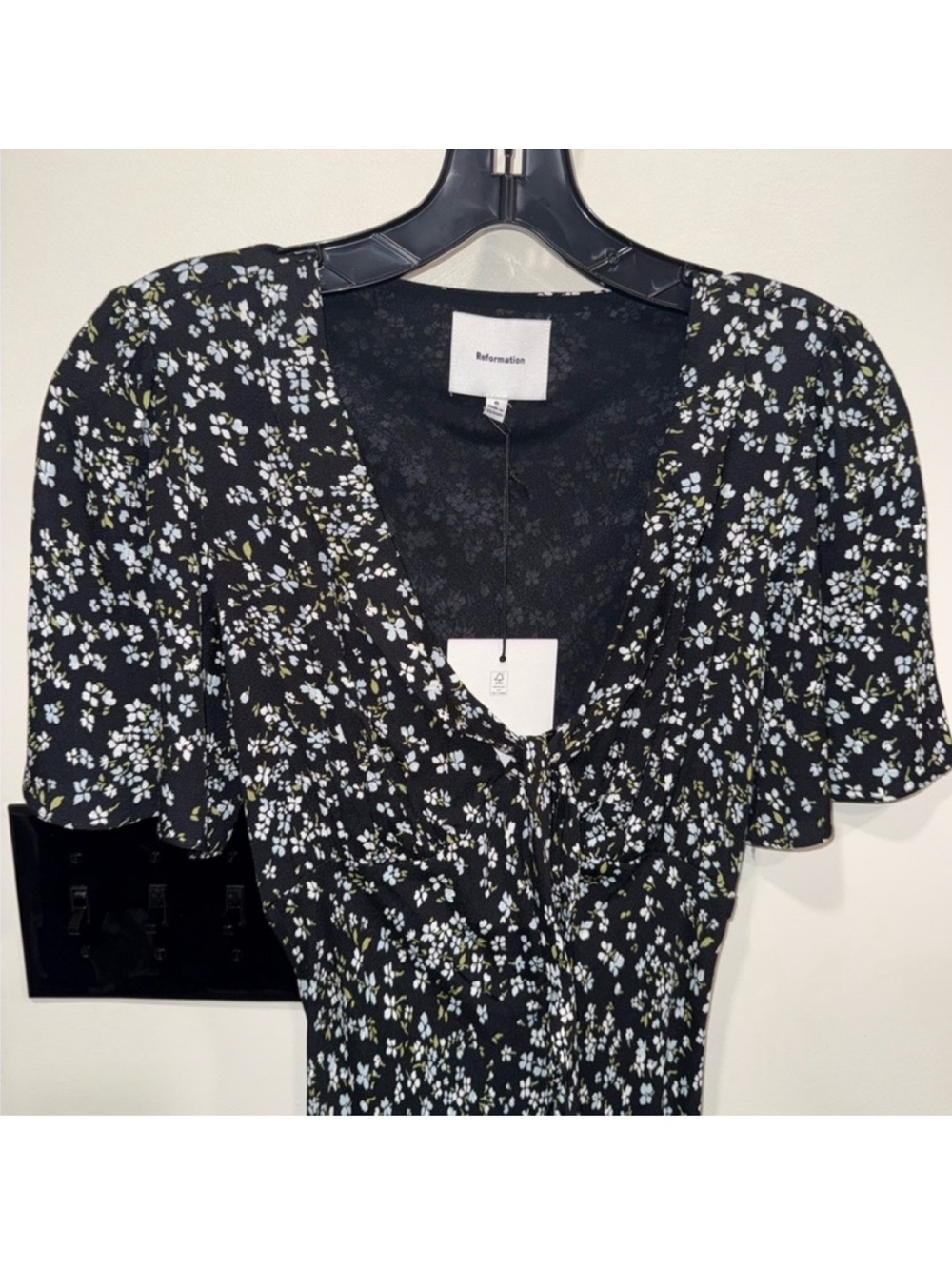 NWT Reformation Tyra Short-Sleeve V-Neck Midi Dress size 0 - Picture 2 of 7